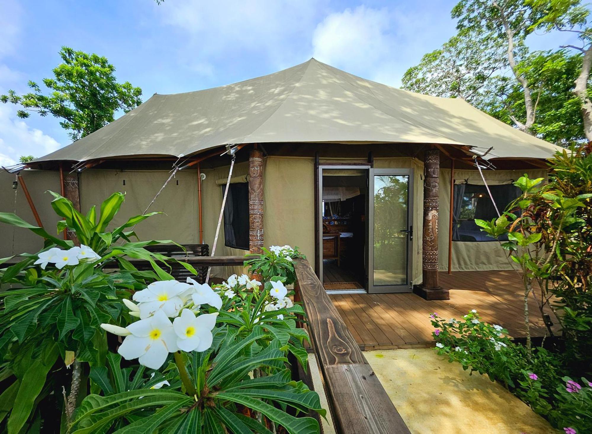 Palau Carolines Resort Koror village Exterior foto